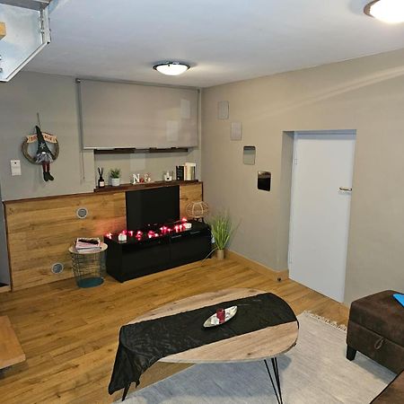 Gite Le Pt'I Baillis Nismes Esterno foto